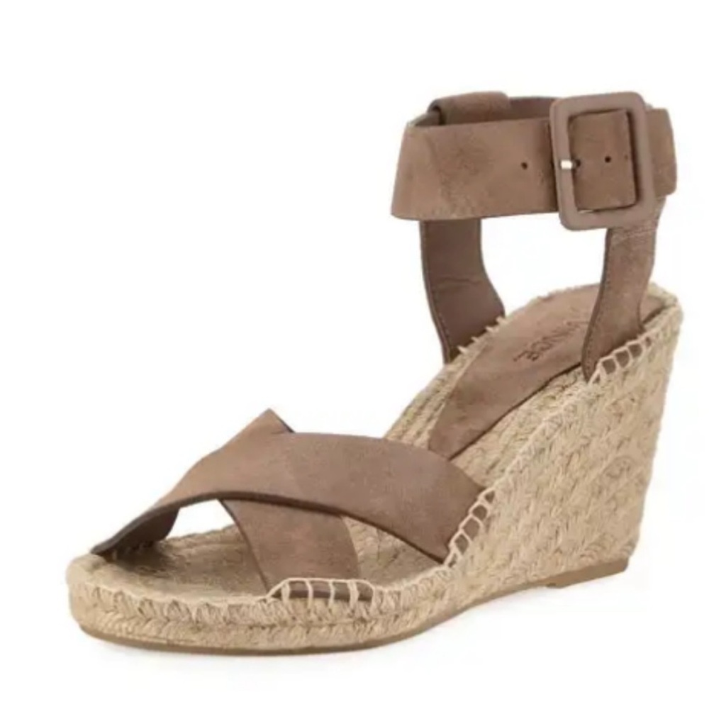 Vince suede espadrille sandal. Stefania